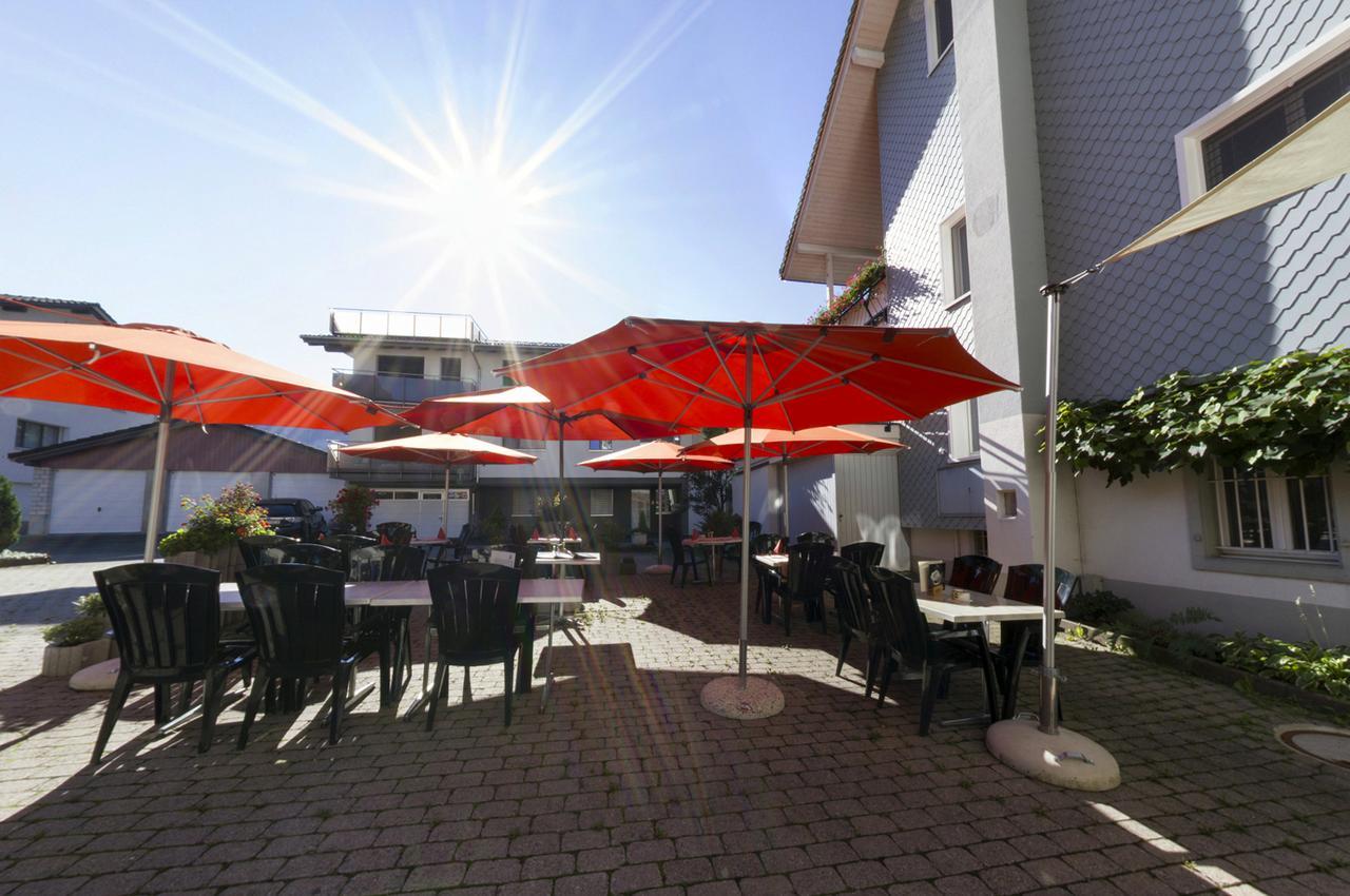 Gasthaus Post Muotathal ภายนอก รูปภาพ