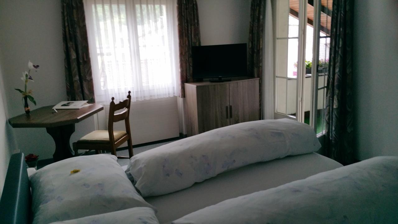 Gasthaus Post Muotathal ภายนอก รูปภาพ